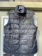 Load image into Gallery viewer, Vest - Women’s Sherpa lined w/Curlin on back
